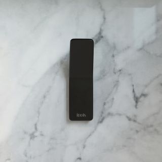 Крючок IDDIS Slide чёрный матовый SLIBS10i41